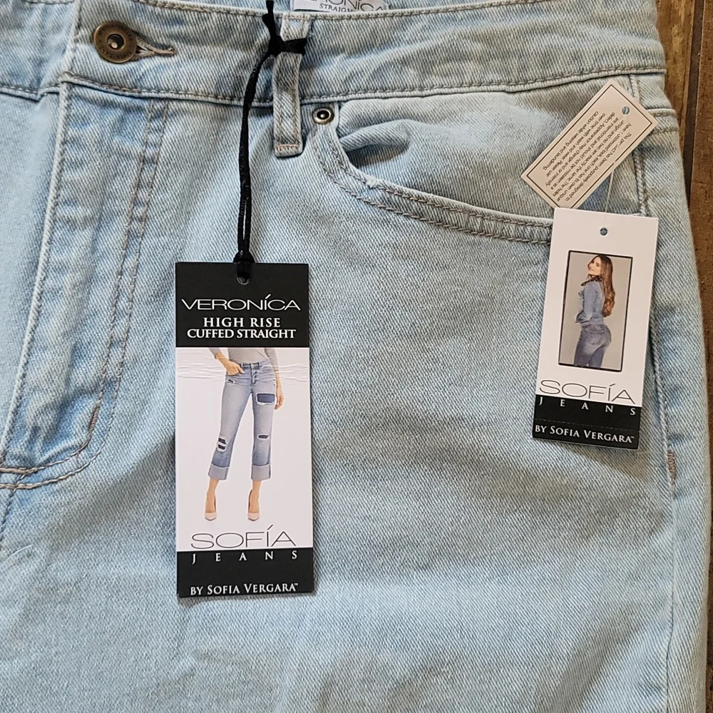 NWT Sofia Hi Rise Cuffed Straight Jeans Veronica Straight Distressed jeans‎